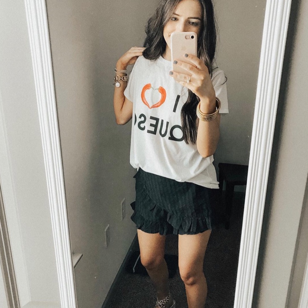 Show Me Your MuMu I Love Queso Oliver Tee